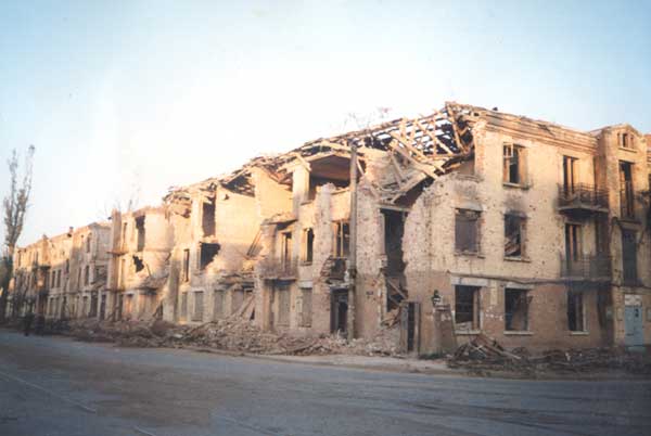 bombed appartments Grozny